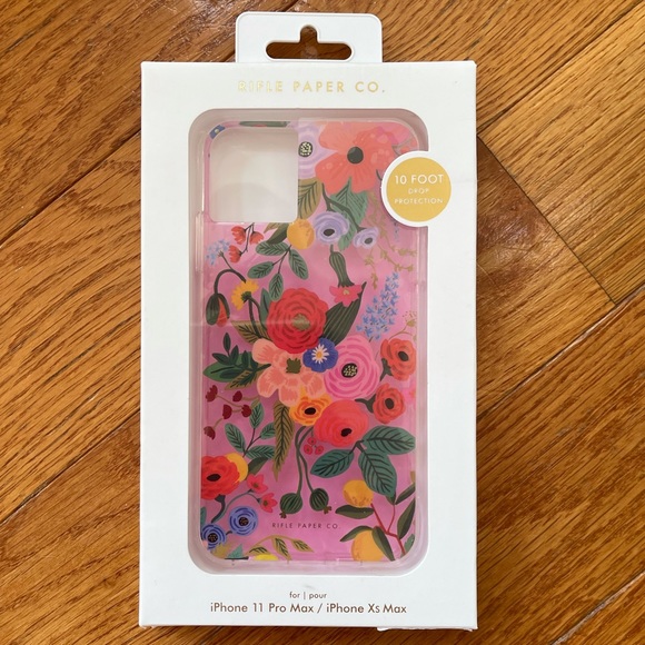 iPhone 11 Pro Max Rifle Paper Co case NWT 😍 🌸